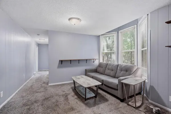 53 Dale ST N, Saint Paul, MN 55102