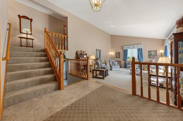 2170 Diablo DR SE, Owatonna, MN 55060