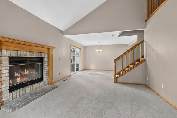 3617 Saint Francis WAY #B, Eagan, MN 55123