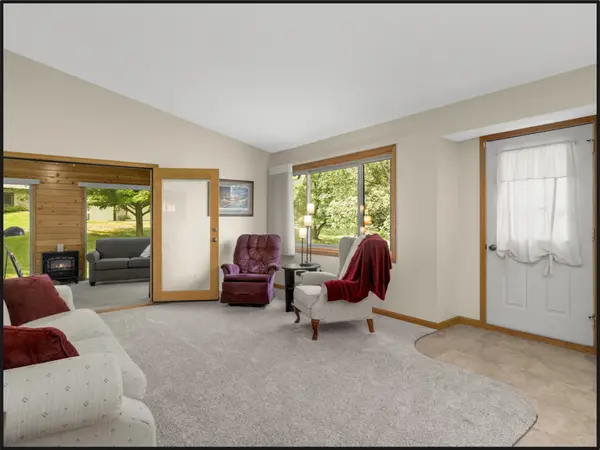 8709 Forestview LN N, Maple Grove, MN 55369