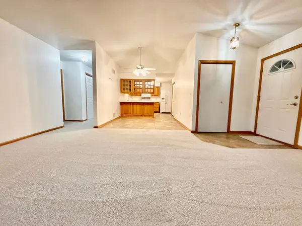 939 Mayvis BLVD, Mankato, MN 56001