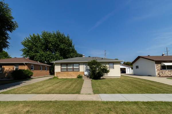 1618 17th ST S, Fargo, ND 58103