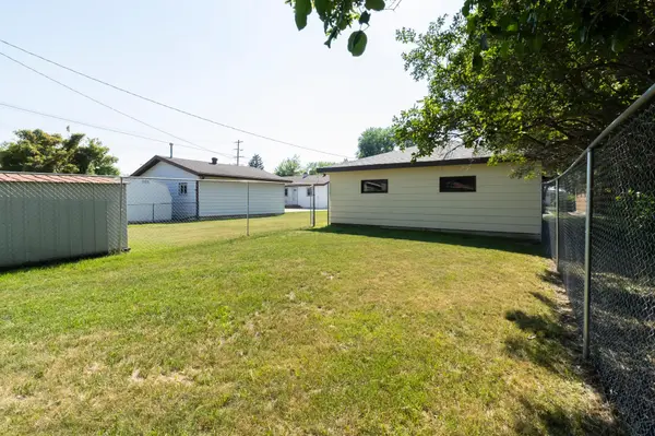 1618 17th ST S, Fargo, ND 58103