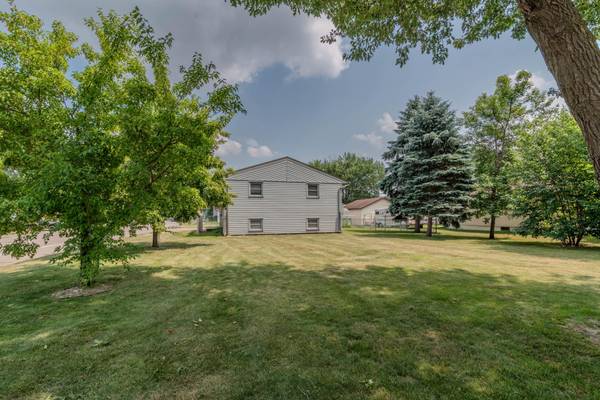 407 5th AVE SW, Little Falls, MN 56345