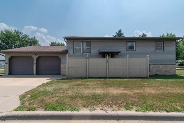 407 5th AVE SW, Little Falls, MN 56345