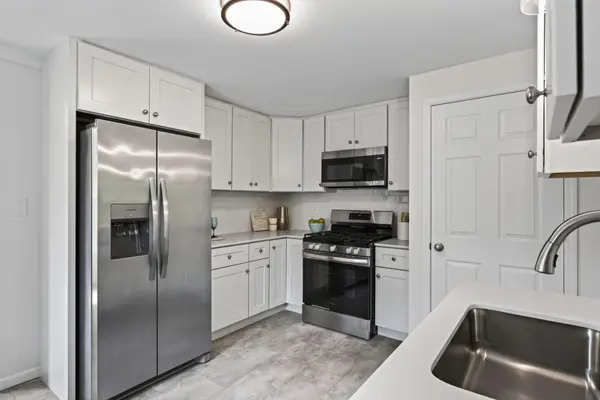 4241 Yosemite AVE S, Saint Louis Park, MN 55416