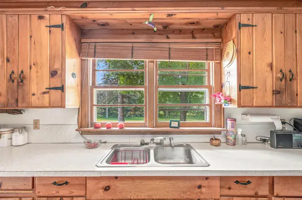 1256 Rice ST, Braham, MN 55006