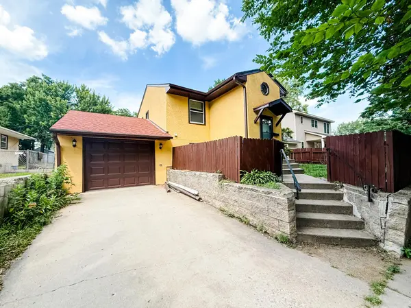 145 Jessamine AVE E, Saint Paul, MN 55117