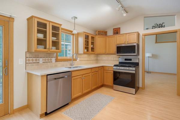 19055 Enchanted WAY, Farmington, MN 55024