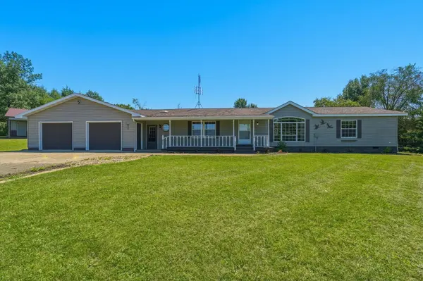 528 50th AVE, Clear Lake, WI 54005