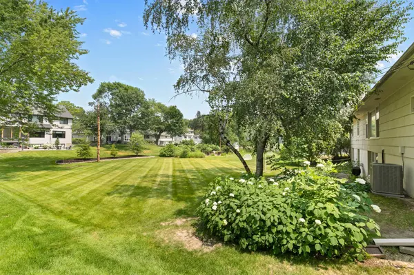 5308 Forslin Drive, Edina, MN 55436