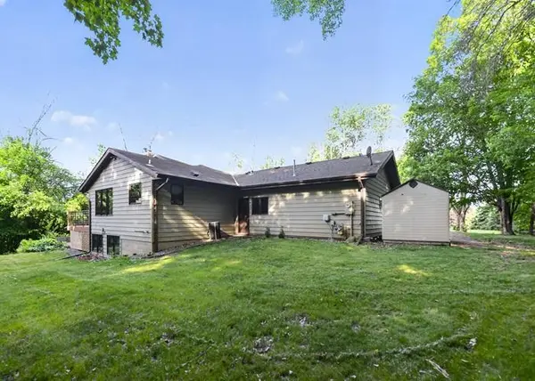 4110 Juneau LN N, Plymouth, MN 55446