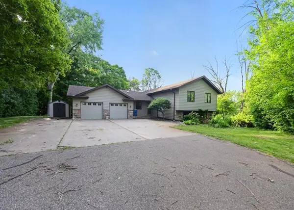 4110 Juneau LN N, Plymouth, MN 55446