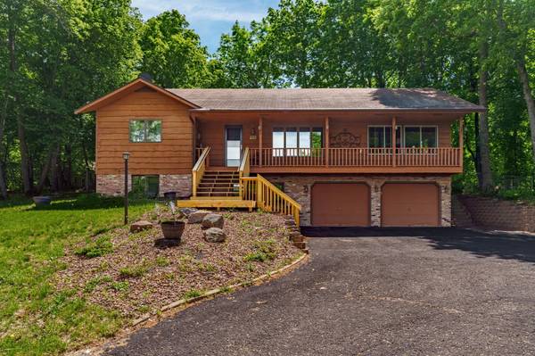 487 Shorewood DR, Detroit Lakes, MN 56501