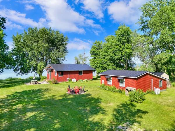 45565 Whispering Sands Ln, Perham, MN 56573