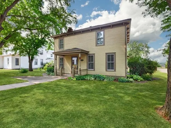 337 Court ST N, Prescott, WI 54021