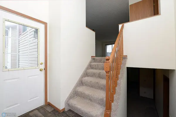 3442 32nd ST S, Fargo, ND 58104