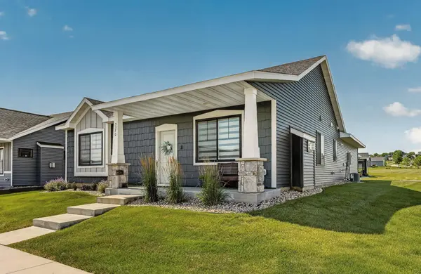 5370 Harvest Lake DR NW, Rochester, MN 55901