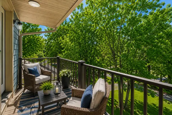 4323x Cedar Lake RD S, Saint Louis Park, MN 55416