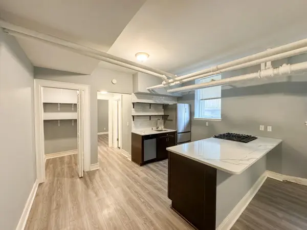 579 Summit AVE #102, Saint Paul, MN 55102
