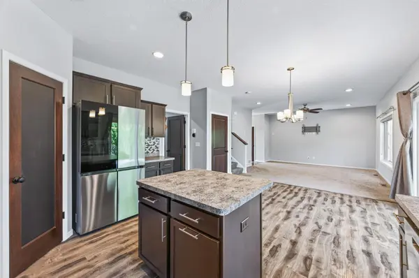 2299 Gall AVE, Maplewood, MN 55109