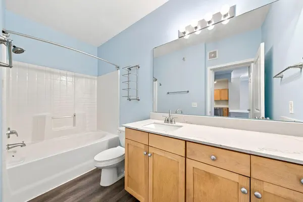13570 Technology DR #2203, Eden Prairie, MN 55344