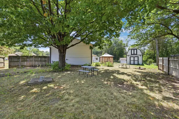 8026 Hynes AVE S, Cottage Grove, MN 55016