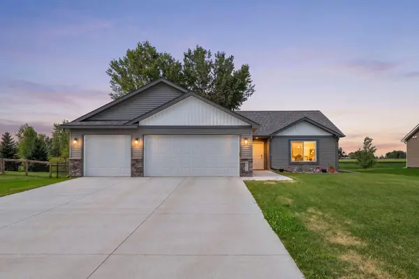 345 6th ST E, Green Isle, MN 55338