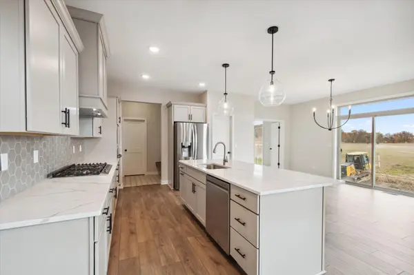 17994 Hidden Creek TRL, Lakeville, MN 55044