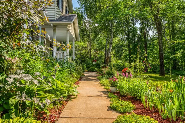 8022 White Oak ST NE, Bemidji, MN 56601