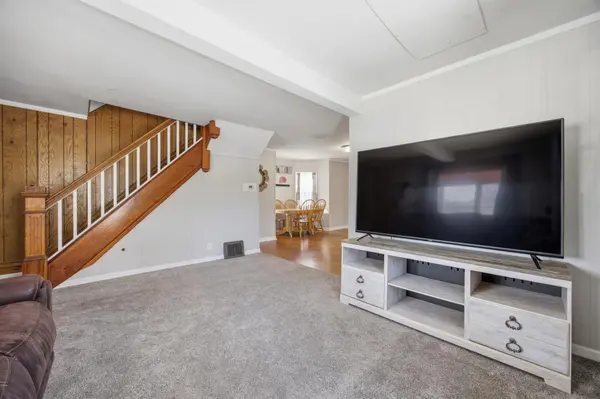 807 5th ST S, Moorhead, MN 56560
