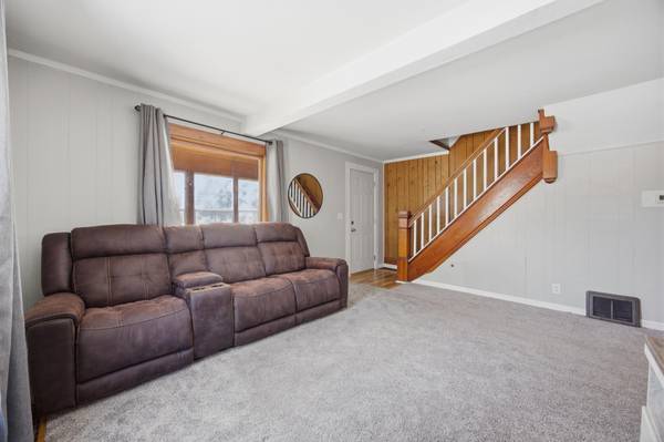 807 5th ST S, Moorhead, MN 56560