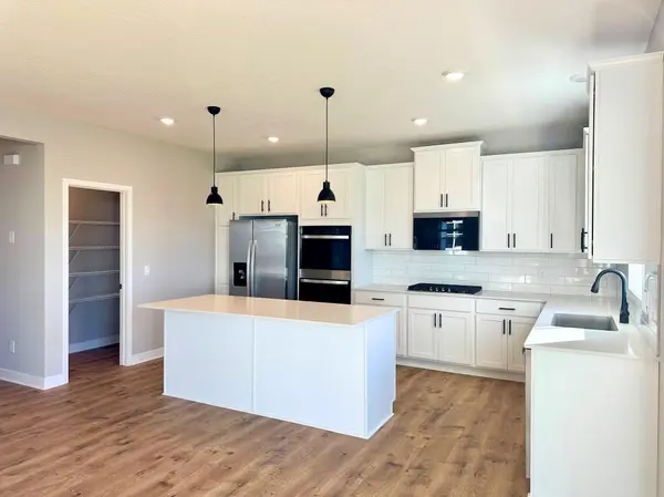 6156 Jennifer AVE S, Cottage Grove, MN 55016