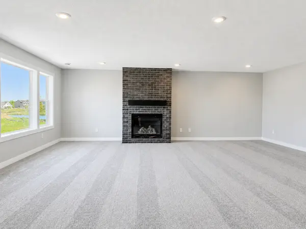 18200 103rd AVE N, Maple Grove, MN 55311