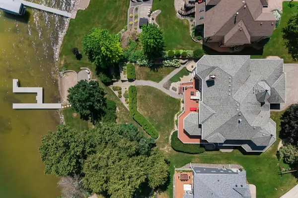 8148 Ithaca LN N, Maple Grove, MN 55311