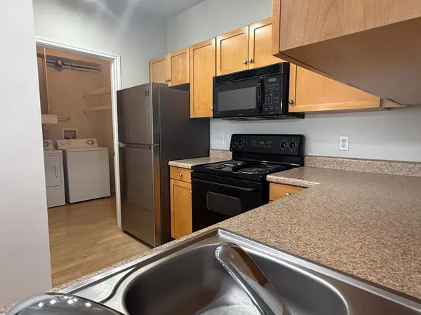 13560 Technology DR #1218, Eden Prairie, MN 55344