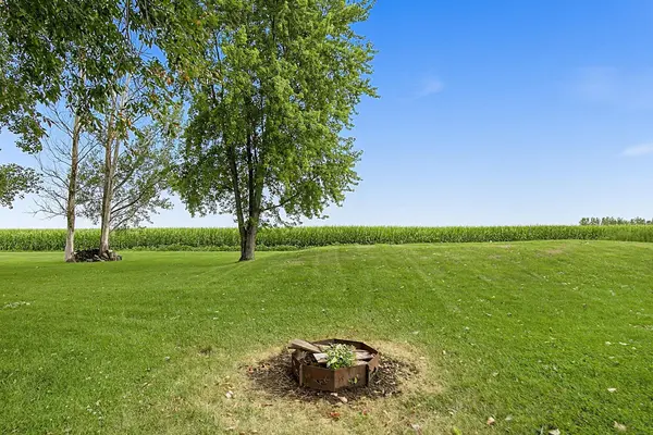 135 Airport RD, Hutchinson, MN 55350