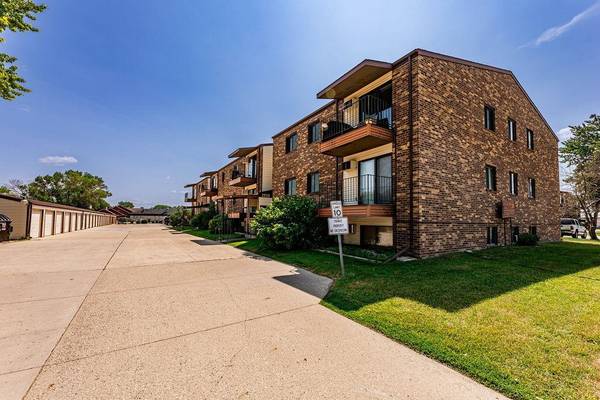 2650 15th ST S #307, Fargo, ND 58103