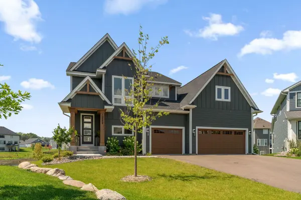 10229 Queensland LN N, Maple Grove, MN 55311