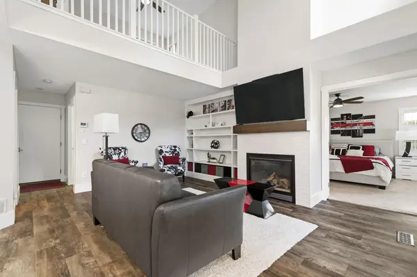 1518 Hunter Hill RD, Hudson, WI 54016