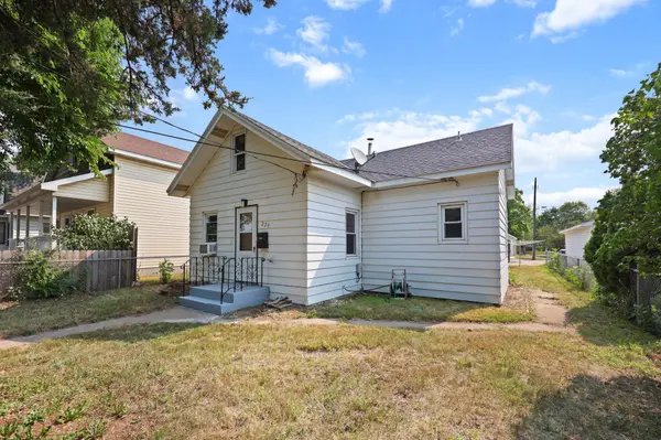 220 33rd AVE N, Saint Cloud, MN 56303