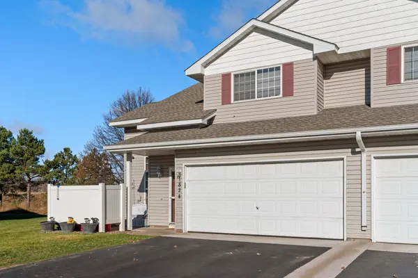 1824 Bridgewater BLVD S, Cambridge, MN 55008