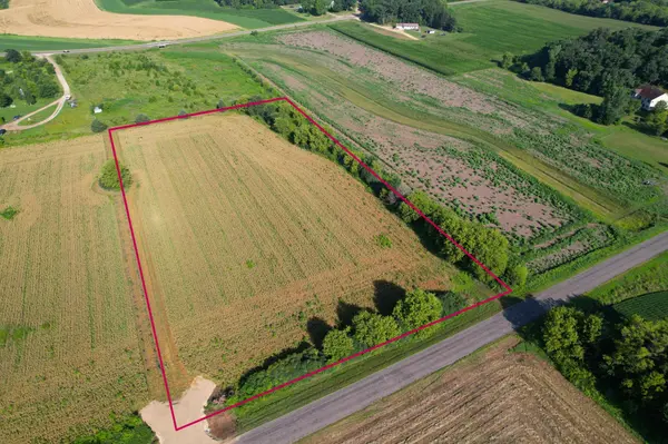 N5877 1000th Street, Ellsworth, WI 54011
