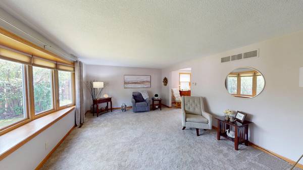 826 Minnie Maddern ST, Albert Lea, MN 56007