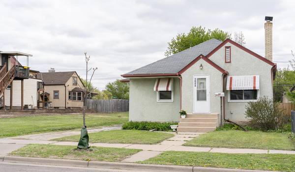 1044 Cumberland ST, Saint Paul, MN 55117
