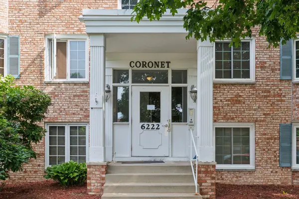 6222 W 35th ST #14, Saint Louis Park, MN 55416
