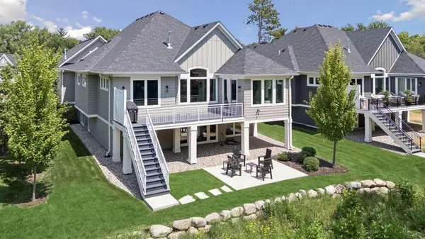 7100 Highland CT, Eden Prairie, MN 55346