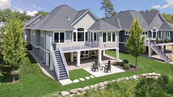 7100 Highland CT, Eden Prairie, MN 55346