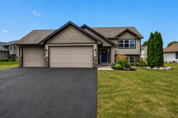 4137 Starling DR, Hastings, MN 55033