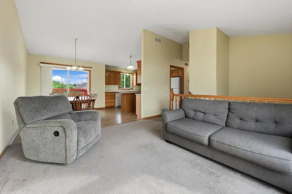 1264 Heritage DR, Waite Park, MN 56387